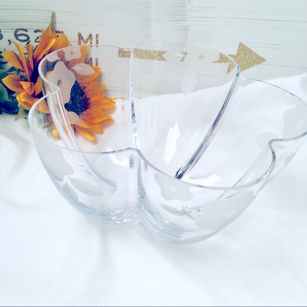 Floral Etched Crystal Bowl with Wavy Design